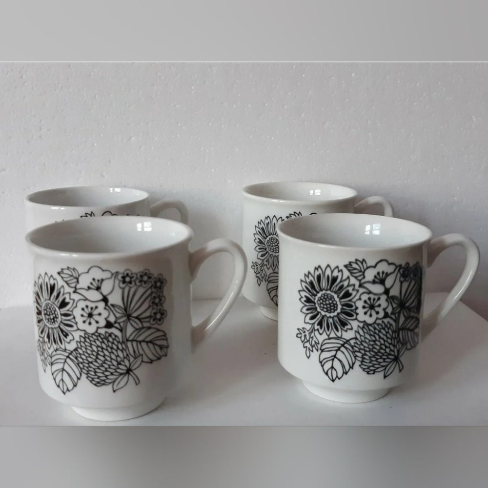 Cups Grindley Manitou Ironstone Flat Coffee Cups -Set of 4 - Black Flowers